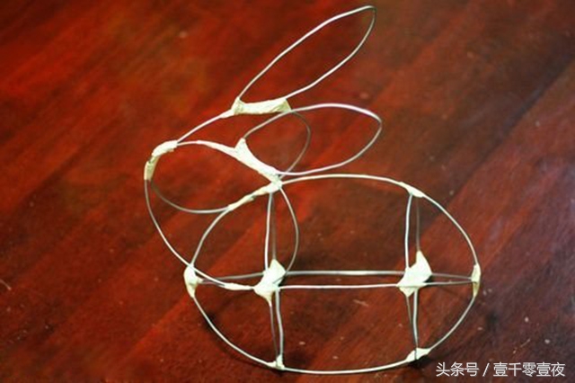 中秋节小兔子灯笼手工制作方法,中秋节手工兔子灯笼