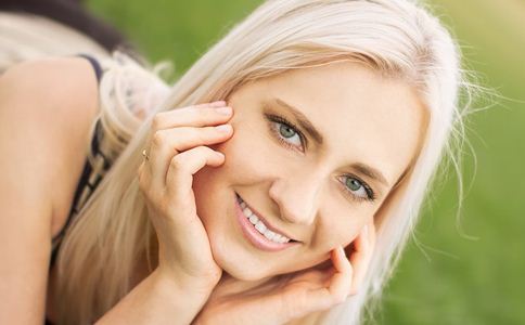 超简单的芦荟胶护肤方法,芦荟胶各种护肤方法