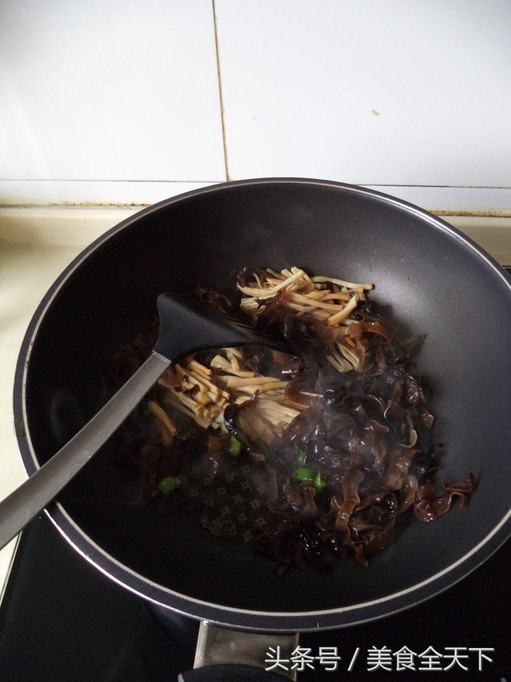 天气转凉给家人来碗酸辣汤,天气闷热来碗酸辣汤开胃