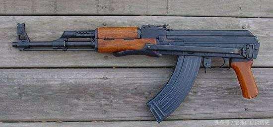 冲锋枪都是用手枪弹吗,现在的冲锋枪都是手枪弹吗