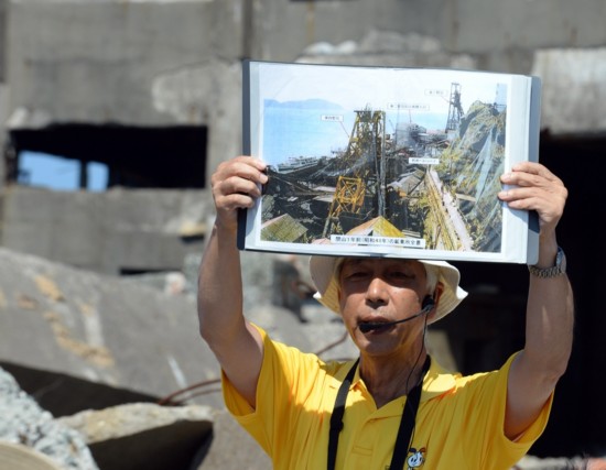 韩国电影军舰岛完整版,和军舰岛类似的韩国电影