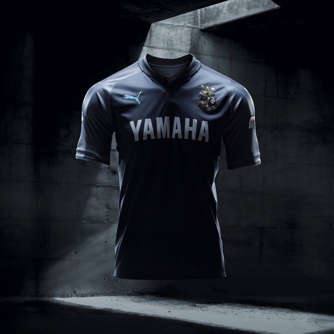 隐秘力量：盘点新赛季“暗黑”球衣