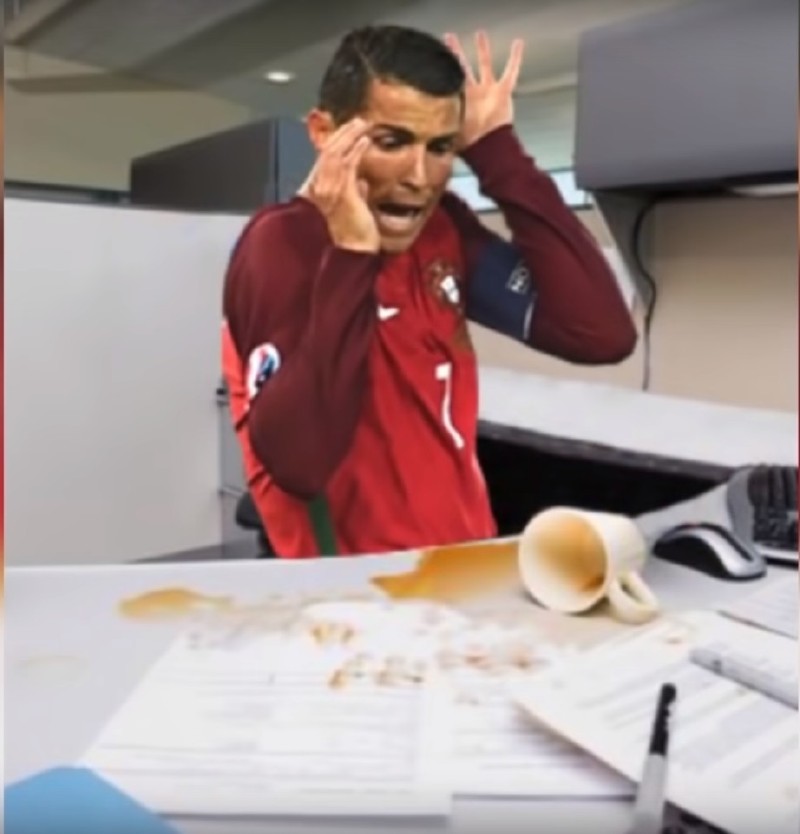 不信你不笑搞笑片段,不信你不笑国外搞笑视频集锦