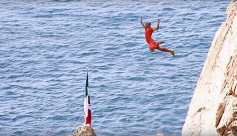 不信你不笑搞笑片段,不信你不笑国外搞笑视频集锦