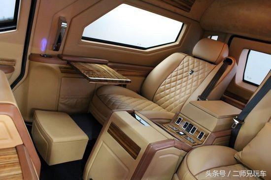 三十万到一千万都有，这十款车才是男人的终极*药春**，一脚油爽到爆