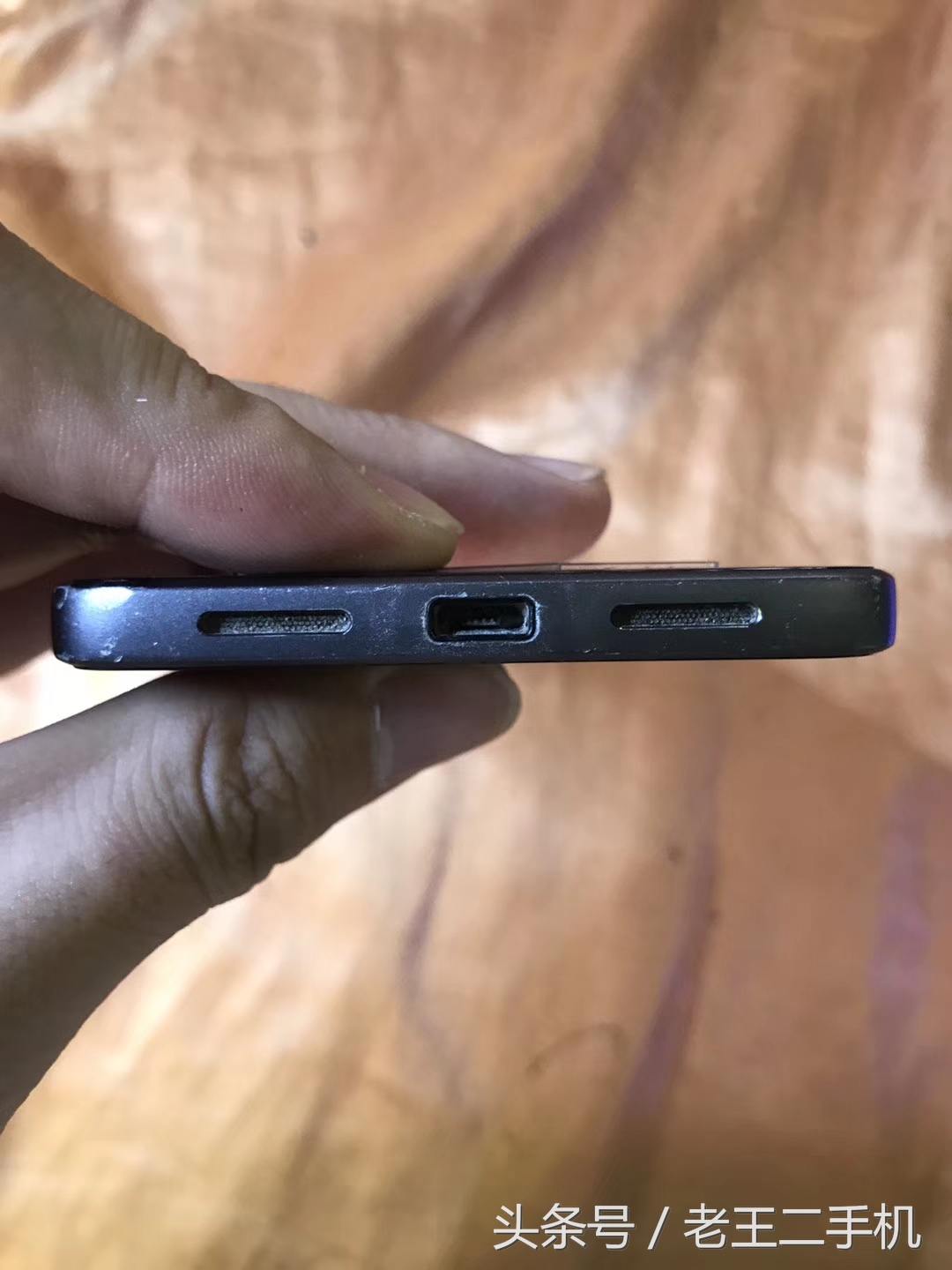 锤子t2的正常价格是多少,锤子t2和锤子pro哪个好