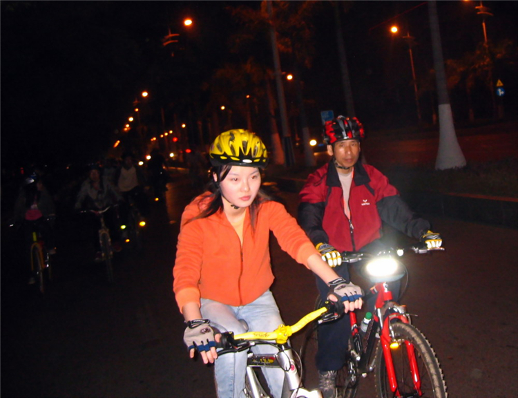 作为北海自行车运动达人，“八达”讲述他的自行车情缘