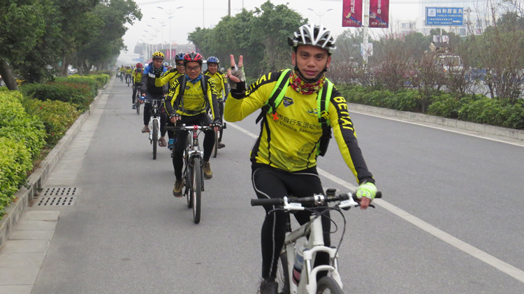 作为北海自行车运动达人，“八达”讲述他的自行车情缘