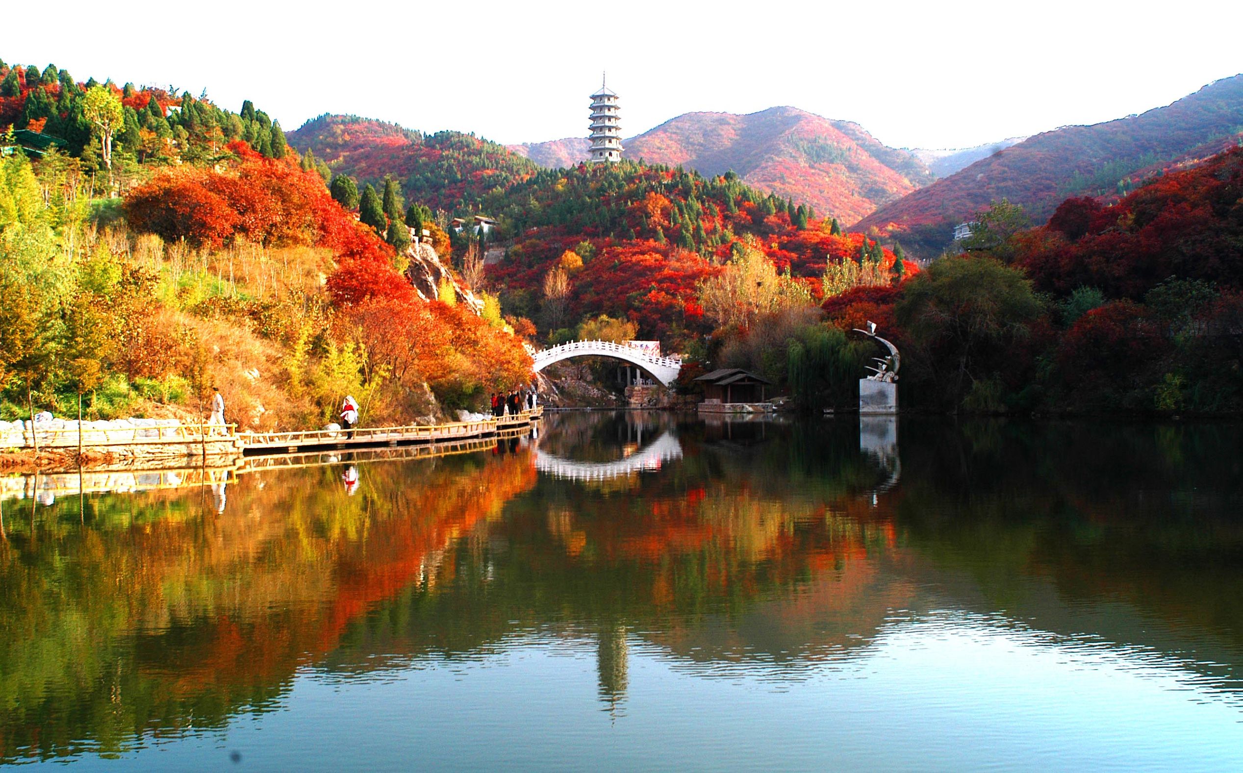 济南红叶谷周边旅游攻略,济南红叶谷自驾旅游攻略