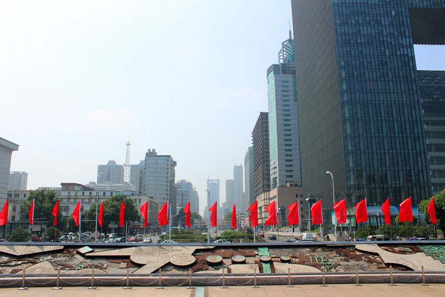 广场喜迎国庆节,广场盛装迎国庆节