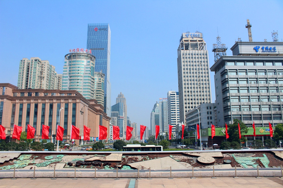 广场喜迎国庆节,广场盛装迎国庆节