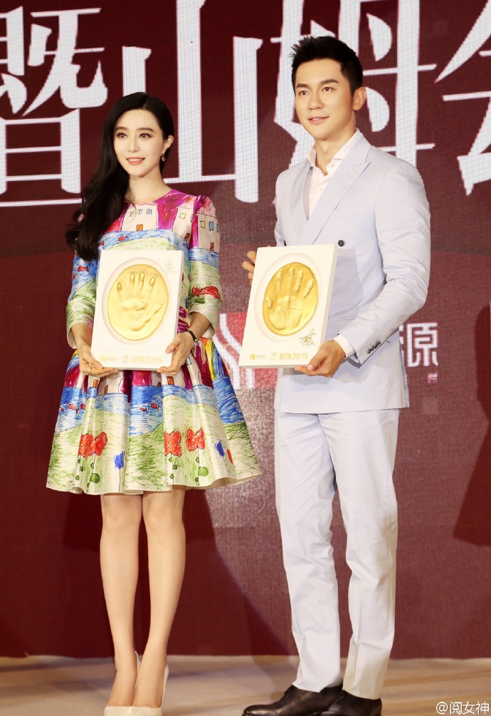 19岁出道，抱得美人归，转型当导演新作媲美《战狼2》成人生赢家