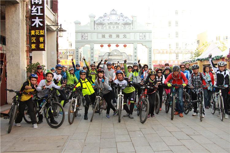 作为北海自行车运动达人，“八达”讲述他的自行车情缘