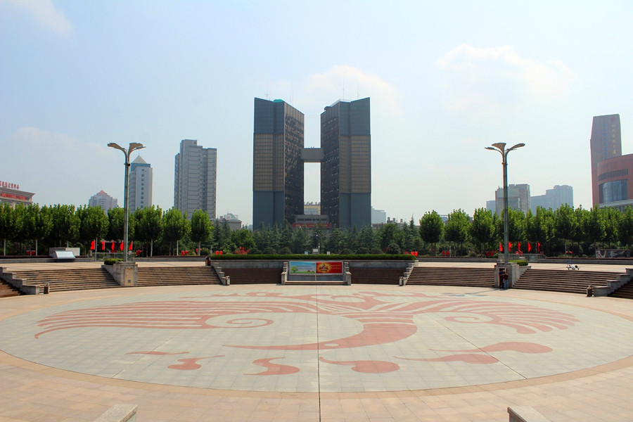 广场喜迎国庆节,广场盛装迎国庆节