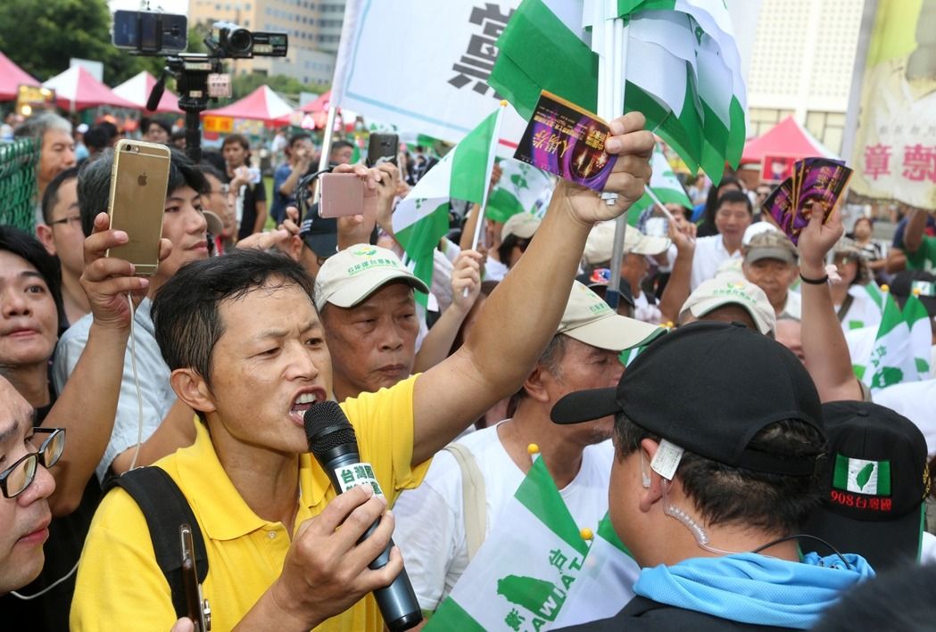 《中国新歌声》台大被闹场是有“黑帮”介入？谁才是“黑帮”？！