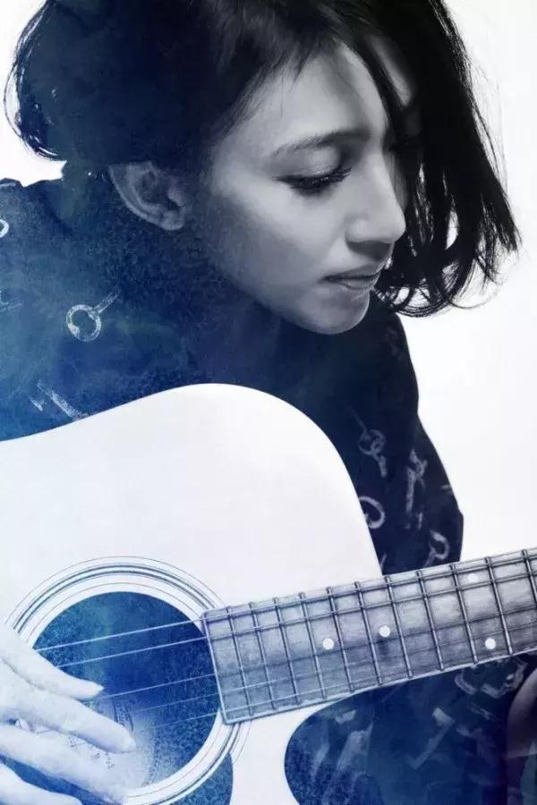 戴佩妮唯一一个让粉丝带火的明星,明星对戴佩妮的评价