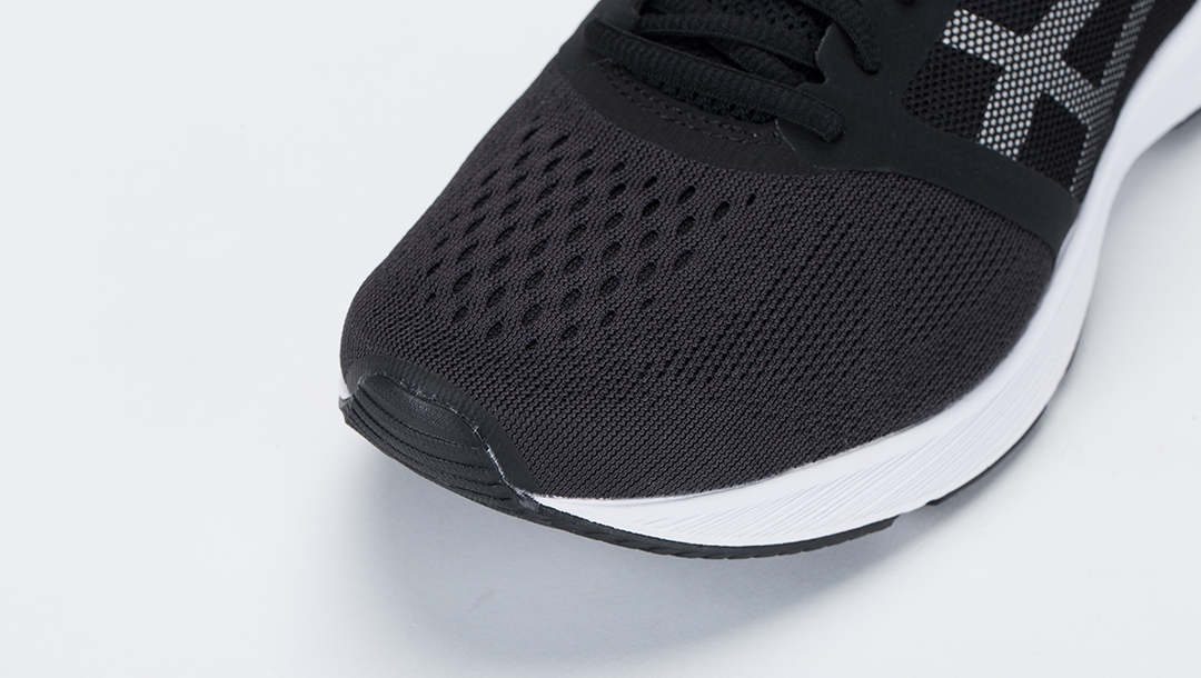 没有Gel缓震胶还是ASICS跑鞋吗？RoadHawkFF跑鞋才是ASICS的未来