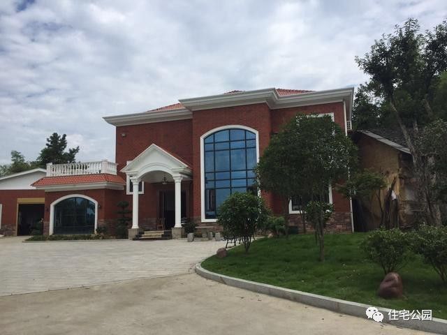 在农村建一套别墅要多少钱,湖南农村别墅主体要多少钱一平米