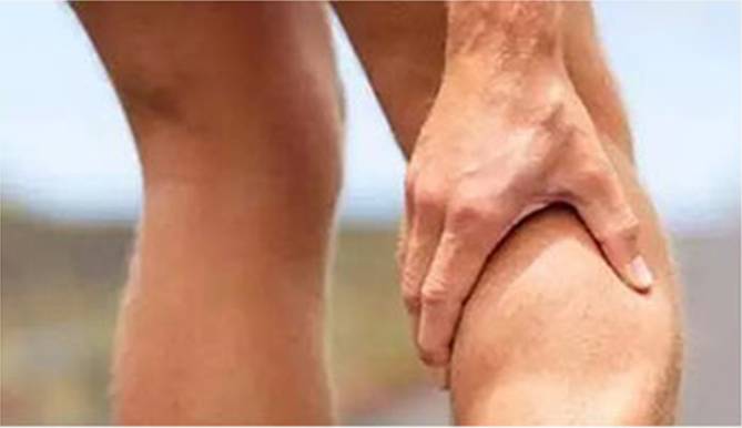 下肢静脉曲张的症状及治疗方法,下肢静脉轻度曲张穿几级弹力袜