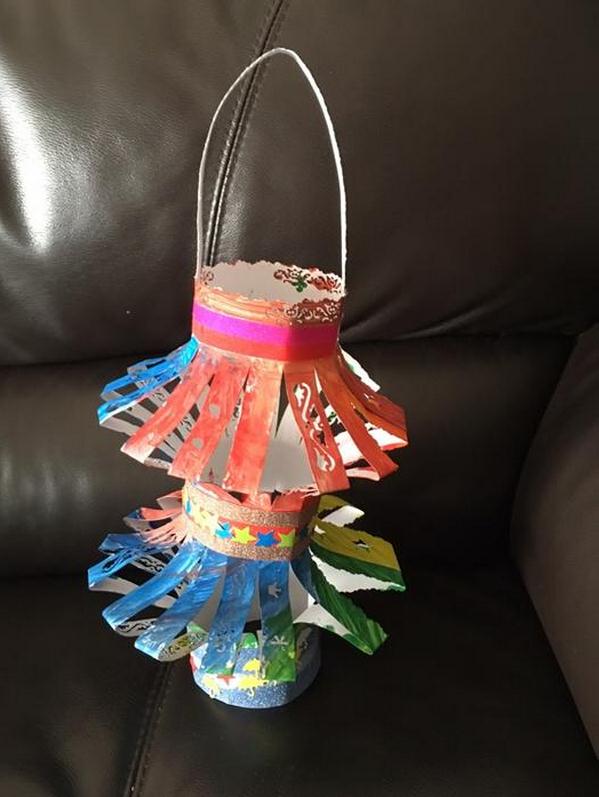 幼儿园第一个手工作品灯笼,幼儿园小朋友制作灯笼美篇