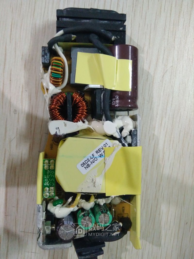 李逵是李鬼吗,拆解dell适配器