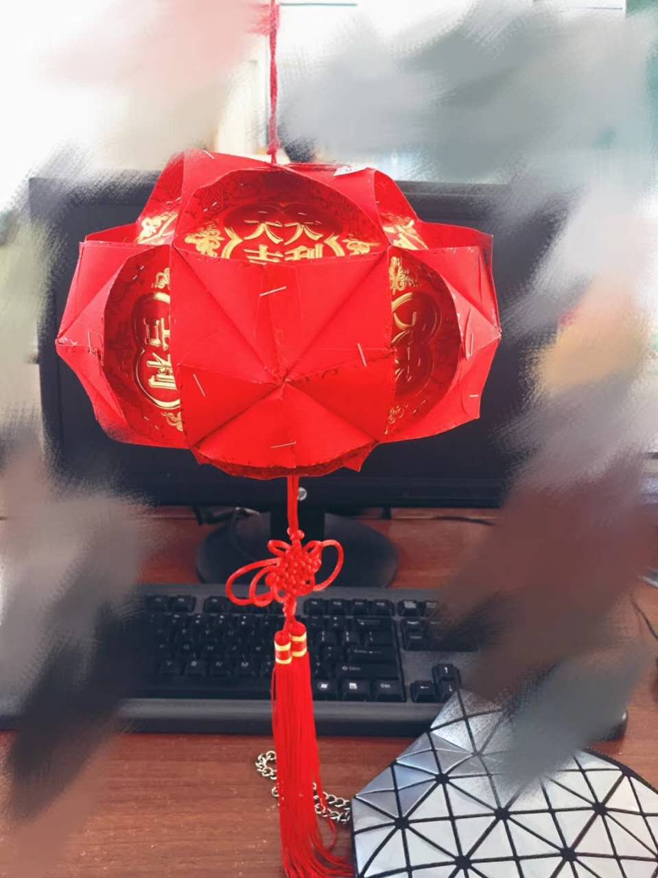 幼儿园第一个手工作品灯笼,幼儿园小朋友制作灯笼美篇