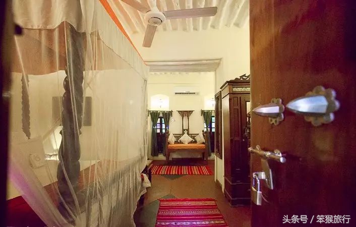 如何征战朋友圈？这个超洗眼睛的地方可落地签一周预算5K+