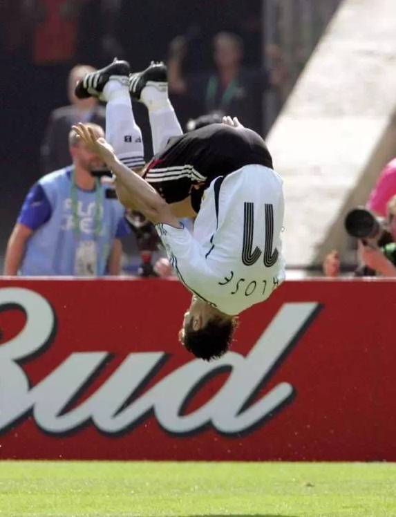 论花式庆祝动作，哪个最螺旋秀？