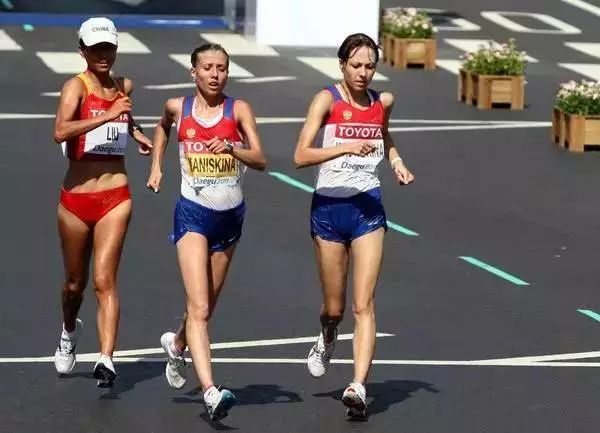 蒋欣三个动作瘦到90斤,蒋欣成功瘦到九十斤靠这三个动作