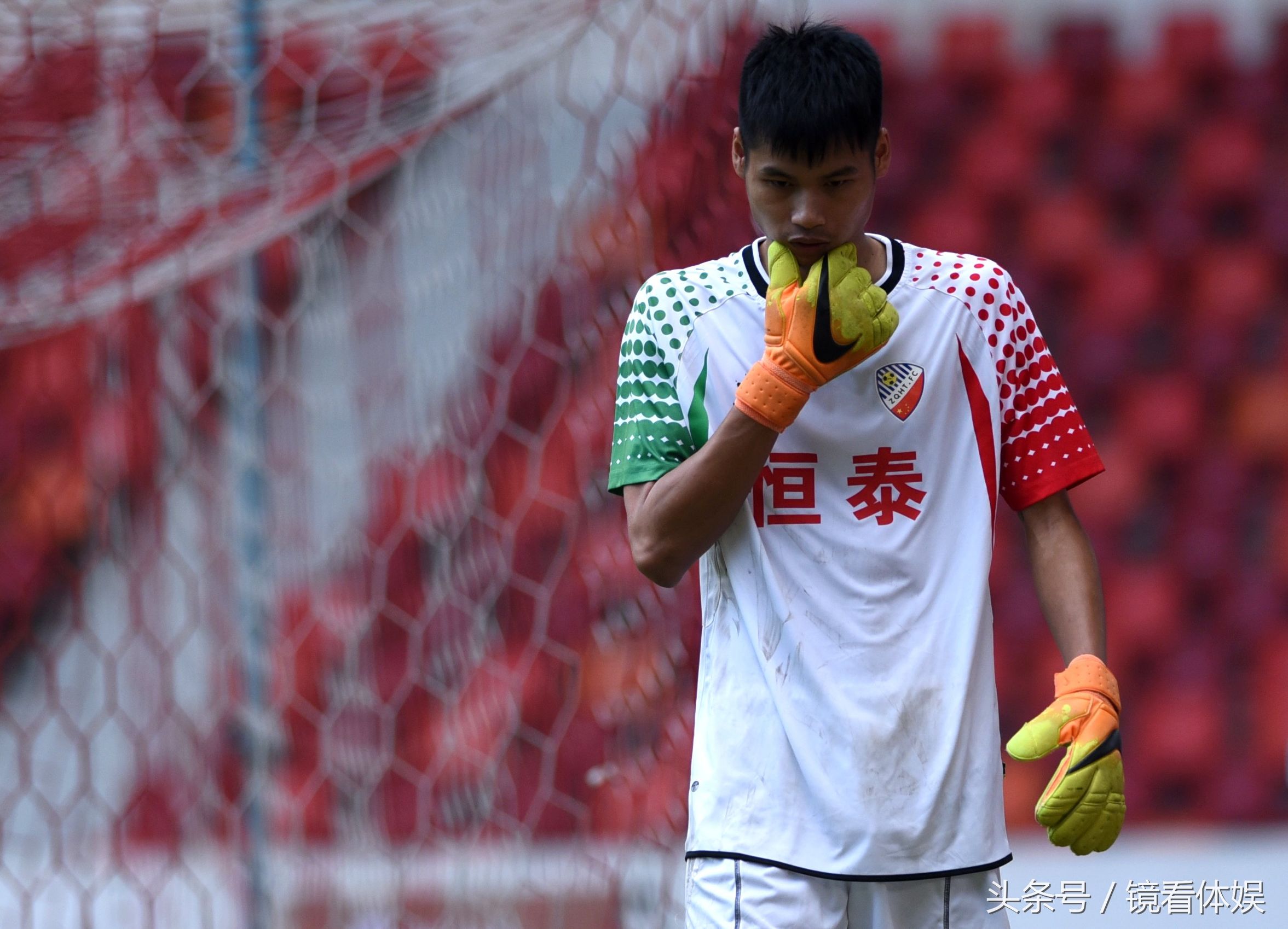 广东足坛传喜讯｜全国唯一用粤语布置战术的肇庆恒泰冲乙成功