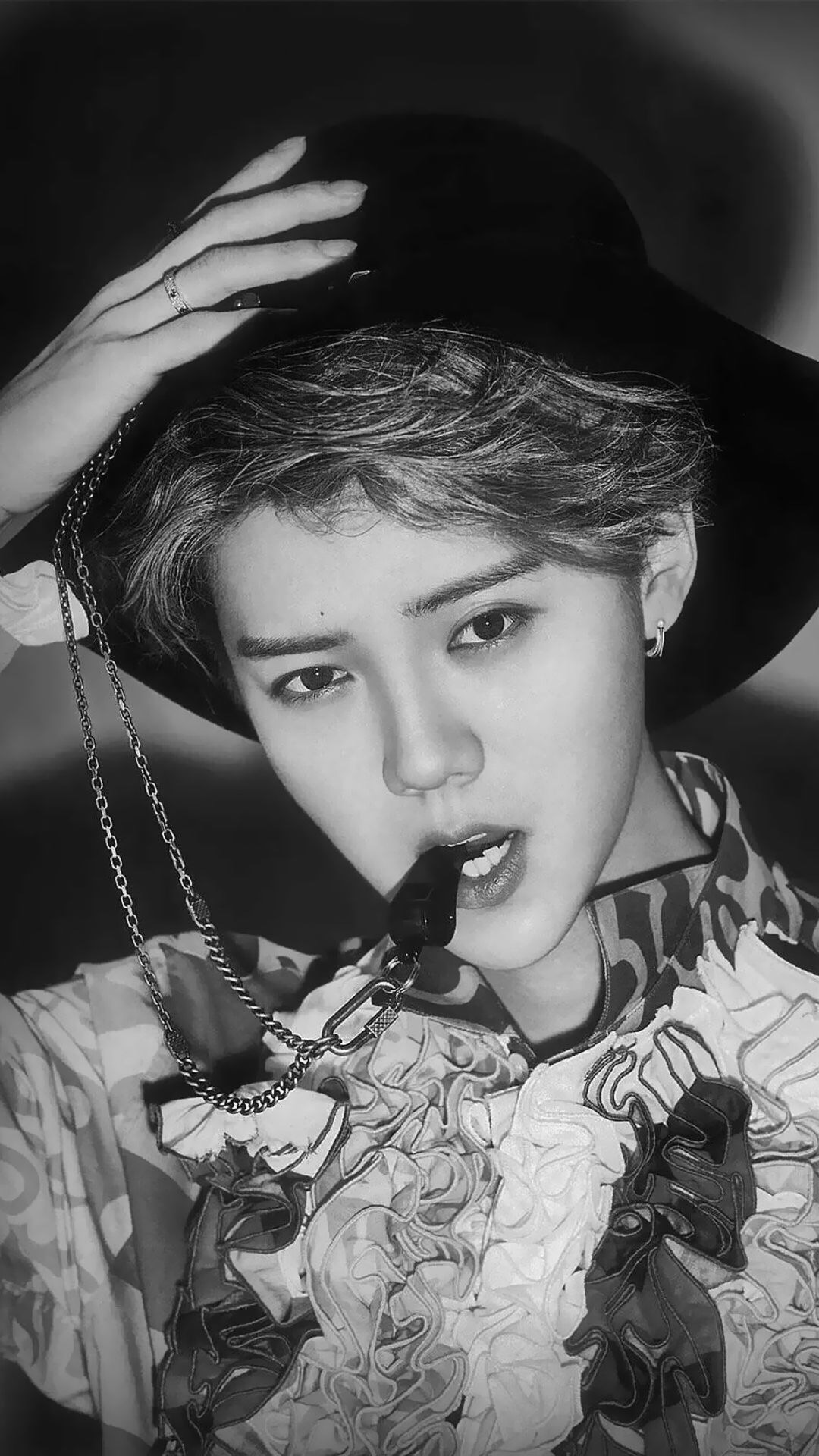 鹿晗高清手机壁纸大图,鹿晗高清壁纸2017卡通