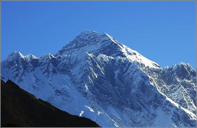 珠穆朗玛峰海拔相当于多少层楼,珠穆朗玛峰看日照金山海拔多少