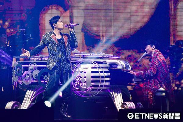 周杰伦地表最强台北演唱会,2017地表最强周杰伦演唱会台北