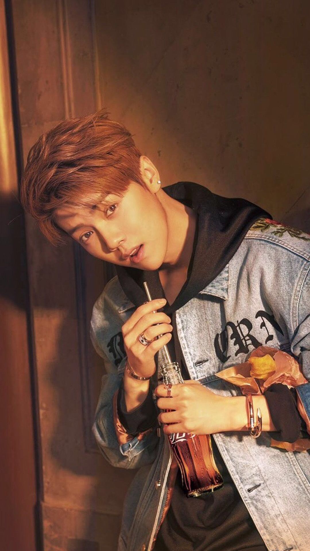 鹿晗高清手机壁纸大图,鹿晗高清壁纸2017卡通