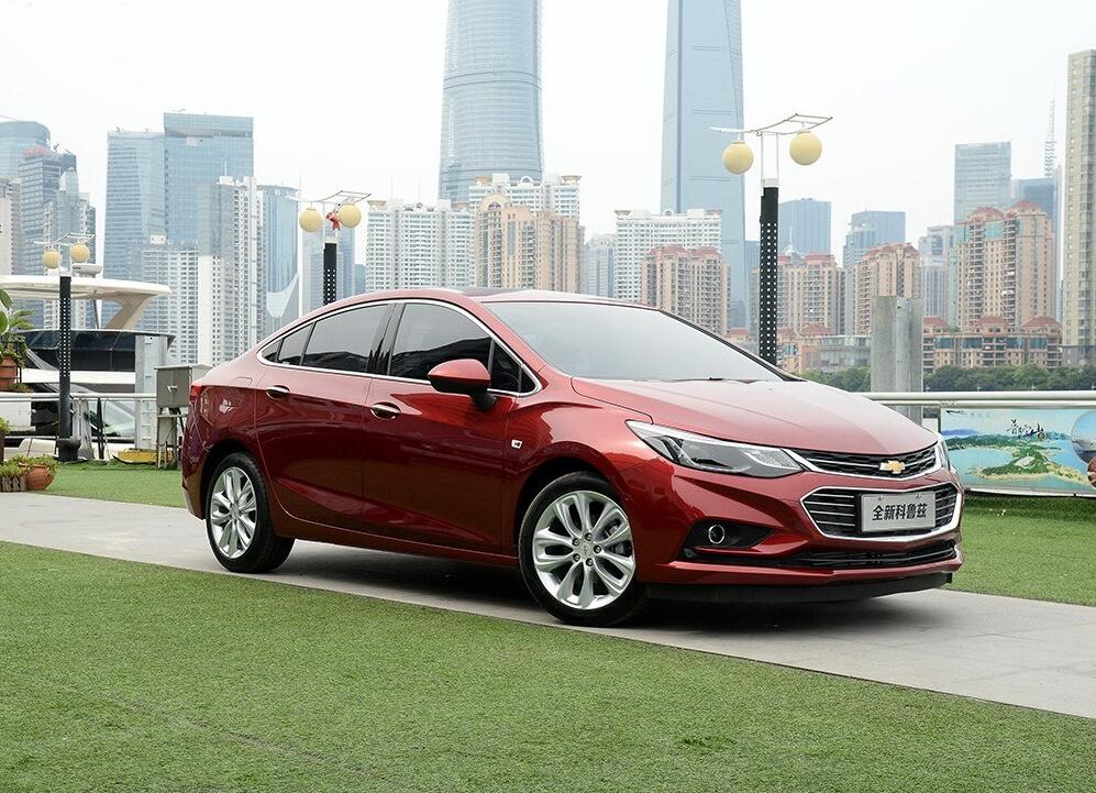 2010年雪佛兰科鲁兹新车多少钱,老款雪佛兰科鲁兹的缺点