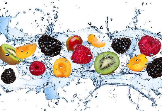 嘴角长痘痘什么原因,侧脸长痘痘什么原因