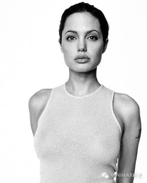 安吉丽娜朱莉同款纹身大连,纹身吸毒女反派