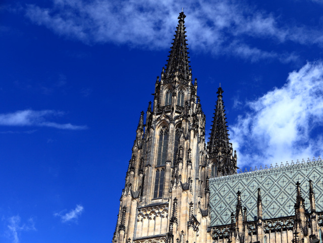 别光顾着听歌了，来看看布拉格吧