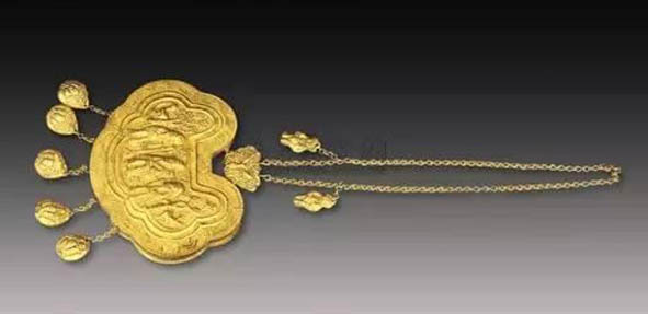 12生肖长命锁有护身符,和田玉护身符长命锁图片