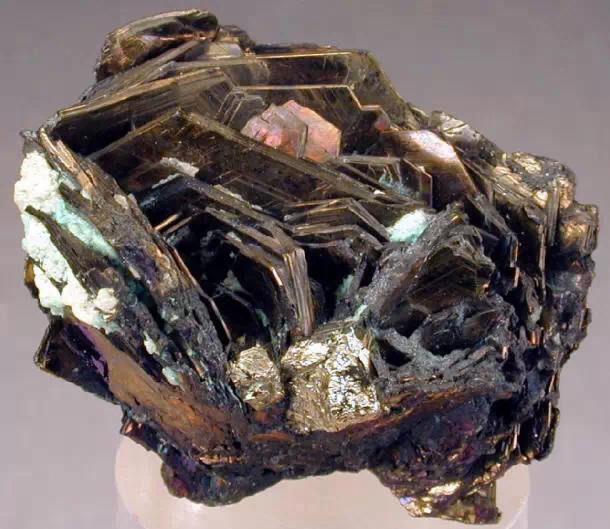 蓝宝石原矿全过程,迪拜顶级奢侈原矿宝石