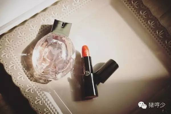 宋仲基魔鬼紫色唇彩,宋仲基口红