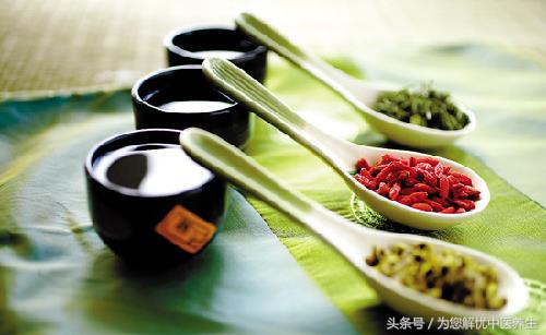中药需要忌口吗,女性喝中药忌口哪些食物