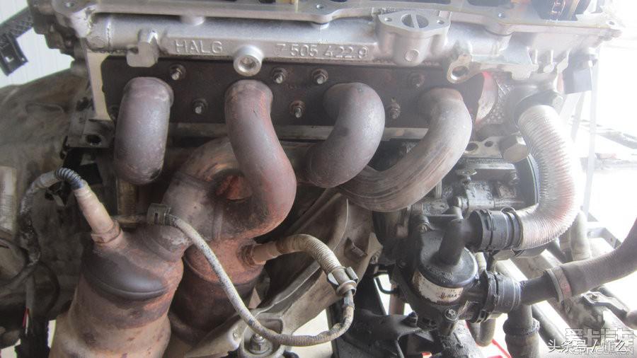 宝马320li发动机烧机油怎么修,宝马320i发动机抖动冒蓝烟