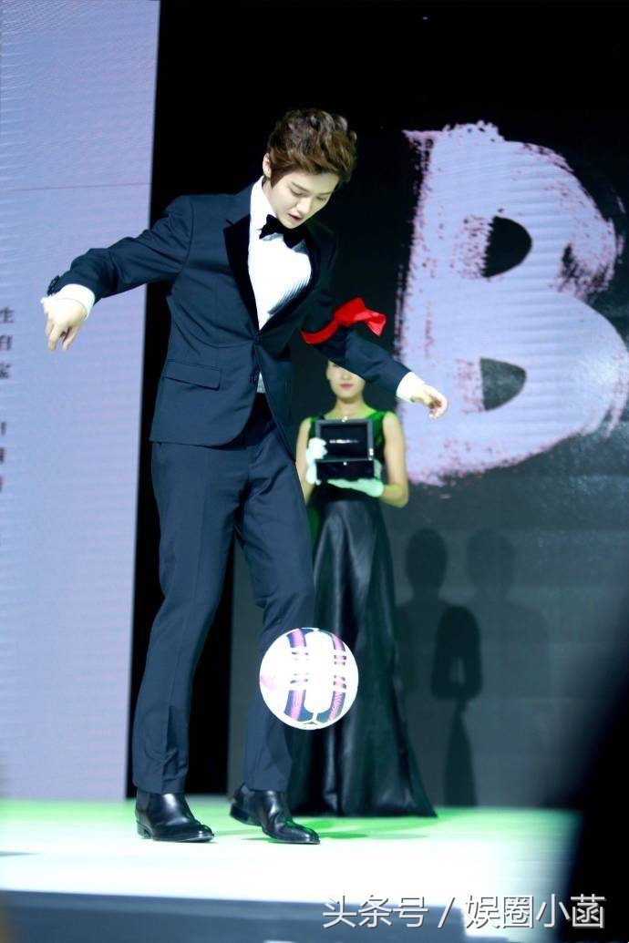 怪不得鹿晗会为她如此着迷,鹿晗被所有人宠爱