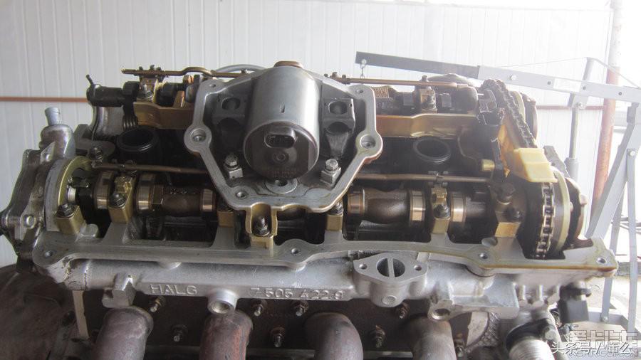 宝马320li发动机烧机油怎么修,宝马320i发动机抖动冒蓝烟