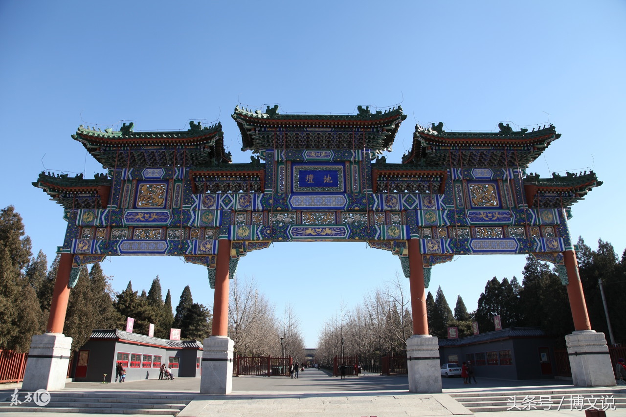 史铁生散文秋天的怀念原文,史铁生的《秋天的怀念》文章