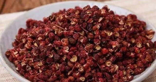 拔火罐能祛湿体内的湿气吗,祛除湿气拔火罐方法