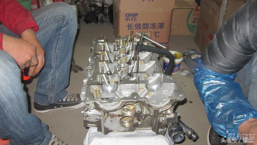 宝马320li发动机烧机油怎么修,宝马320i发动机抖动冒蓝烟