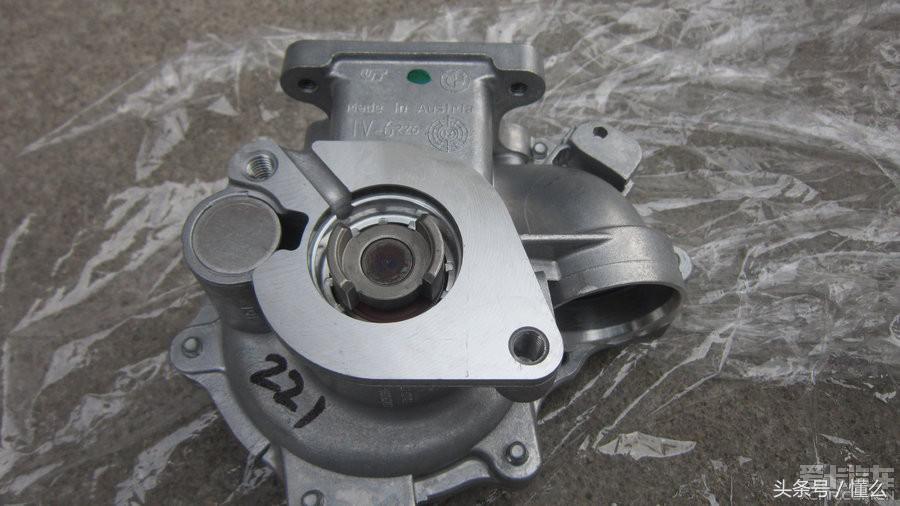 宝马320li发动机烧机油怎么修,宝马320i发动机抖动冒蓝烟