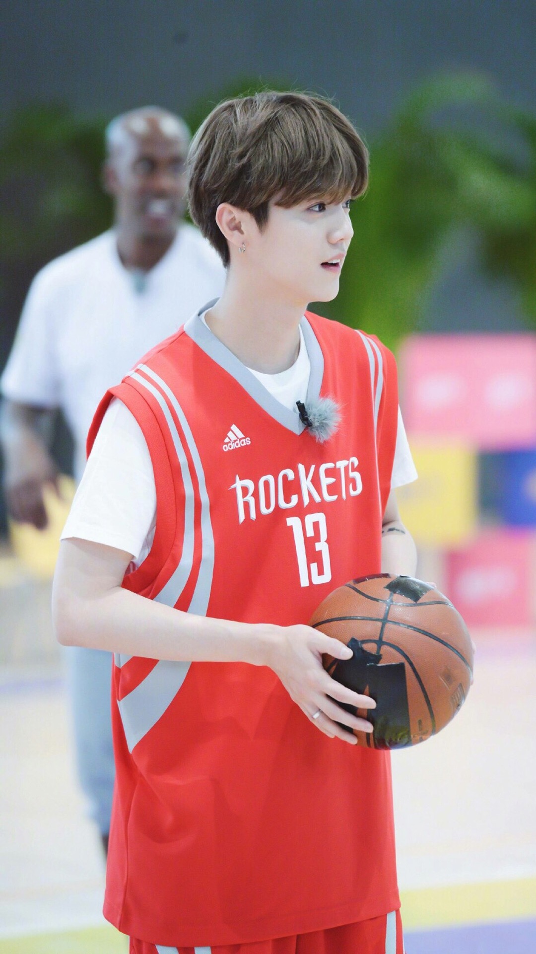 鹿晗高清手机壁纸大图,鹿晗高清壁纸2017卡通